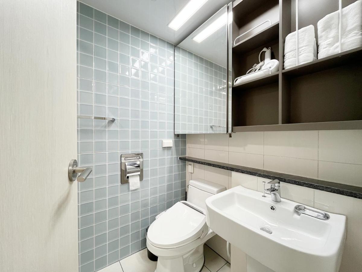 Landmark Songdo Stay 2 Incheon Bagian luar foto