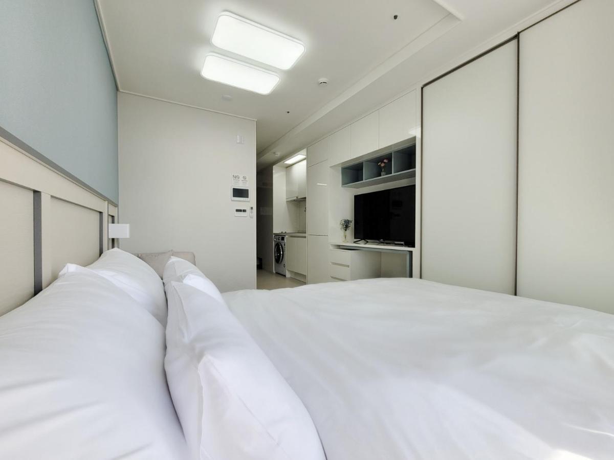 Landmark Songdo Stay 2 Incheon Bagian luar foto