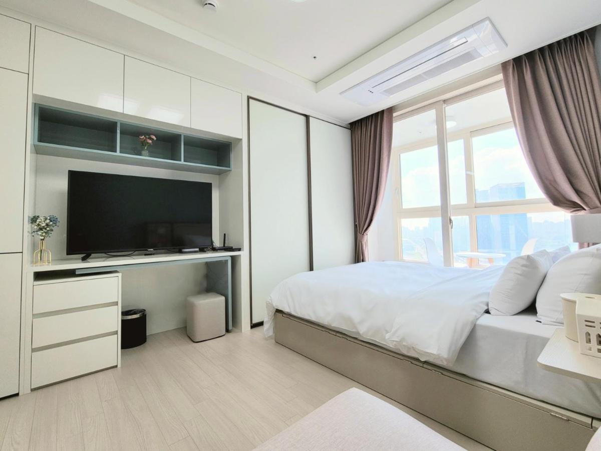 Landmark Songdo Stay 2 Incheon Bagian luar foto