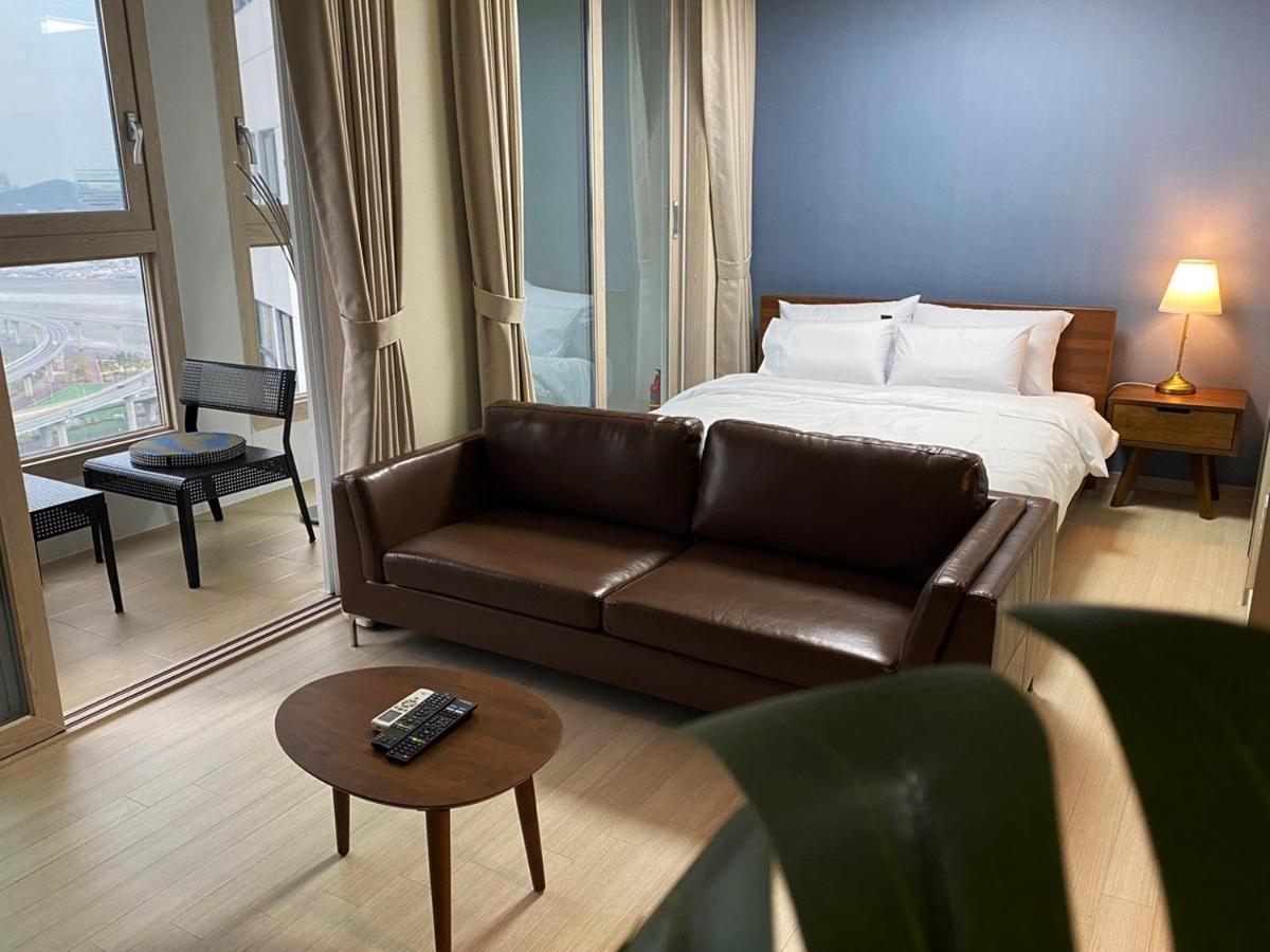 Landmark Songdo Stay 2 Incheon Bagian luar foto