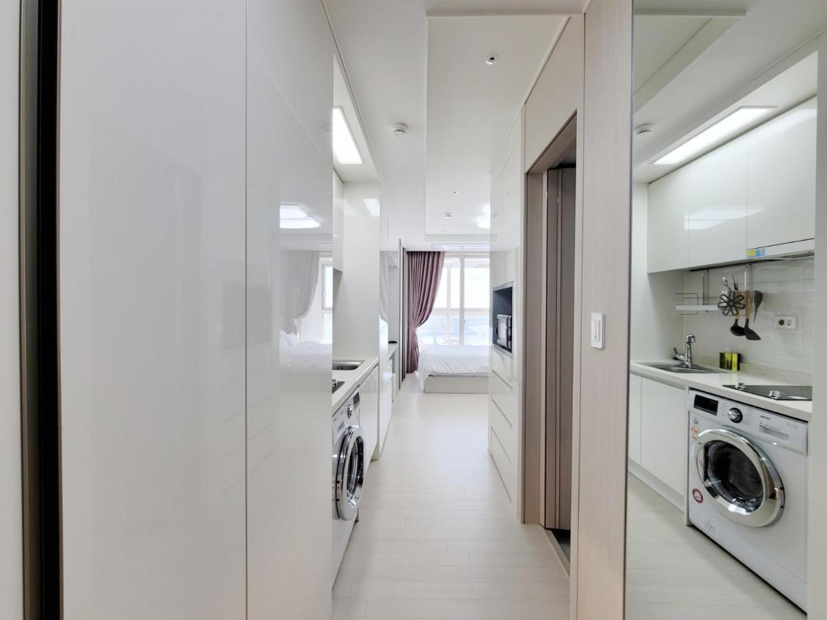 Landmark Songdo Stay 2 Incheon Bagian luar foto